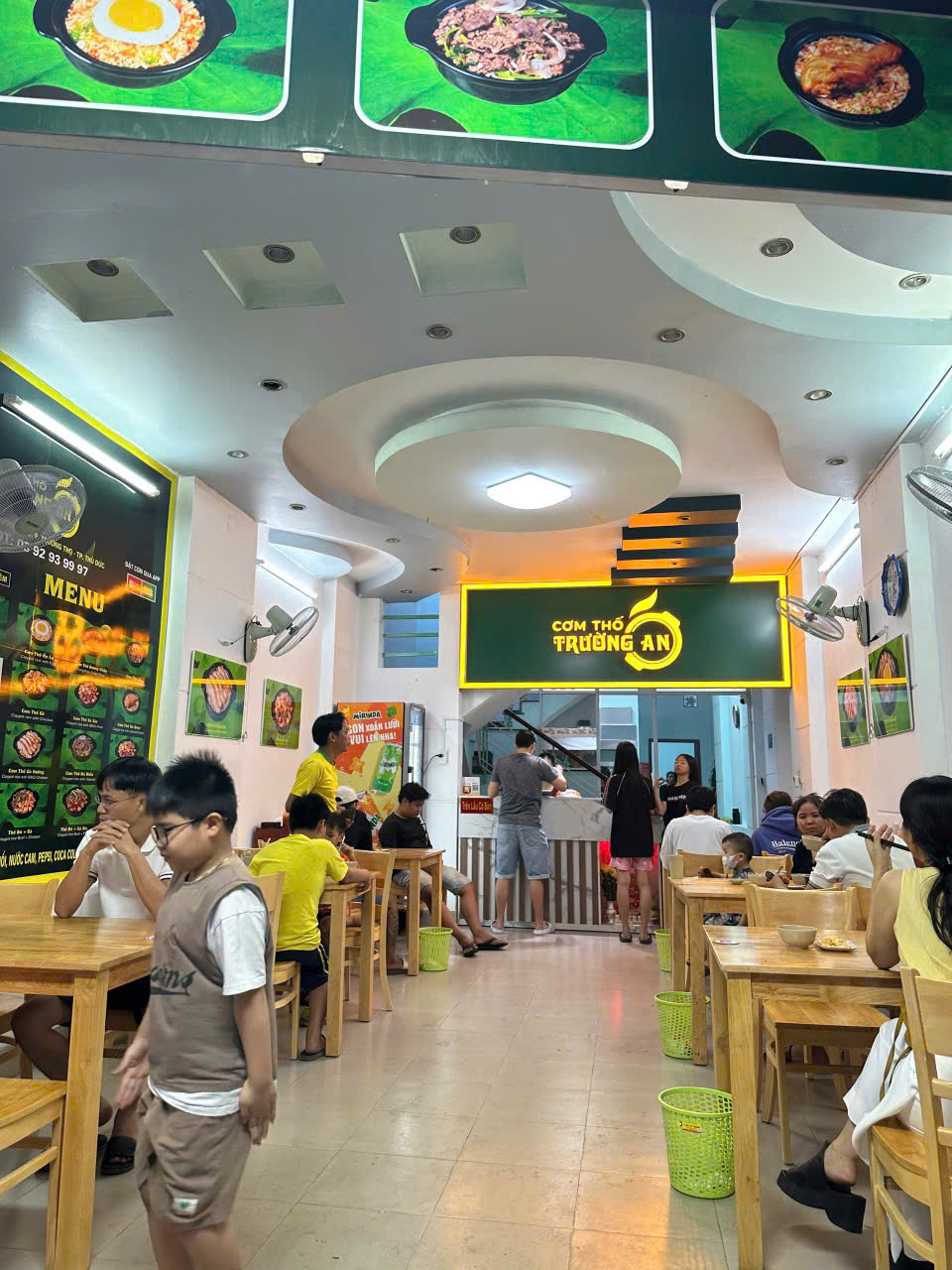 Do không tuyển được người làm, mình cần sang gấp quán cơm văn phòng đang hoạt động ổn định KHU VỰC 16000188