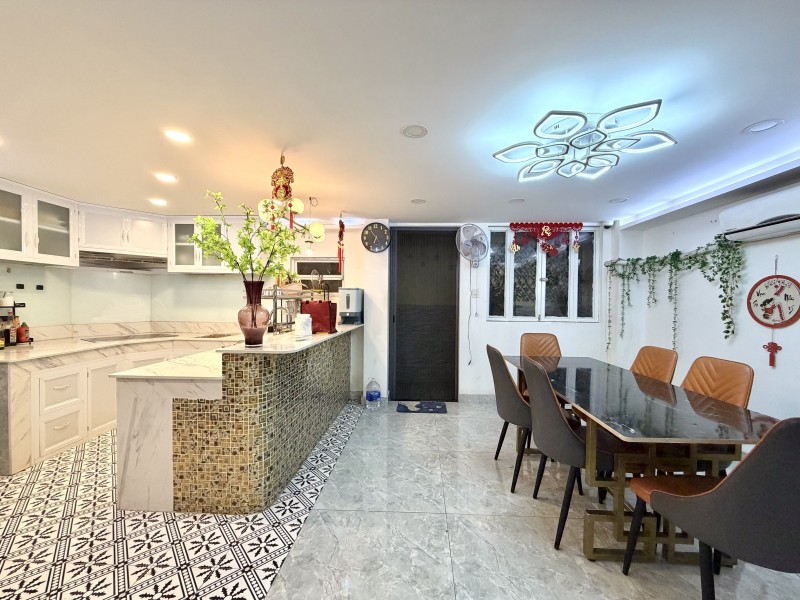 BÁN NHÀ GÒ VẤP OTO VÀO NHÀ 125M2 5 TẦNG NGANG 5,2M NỞ HẬU ĐẸP LL NGUYỄN KIỆM 12.3 TỶ 16000204