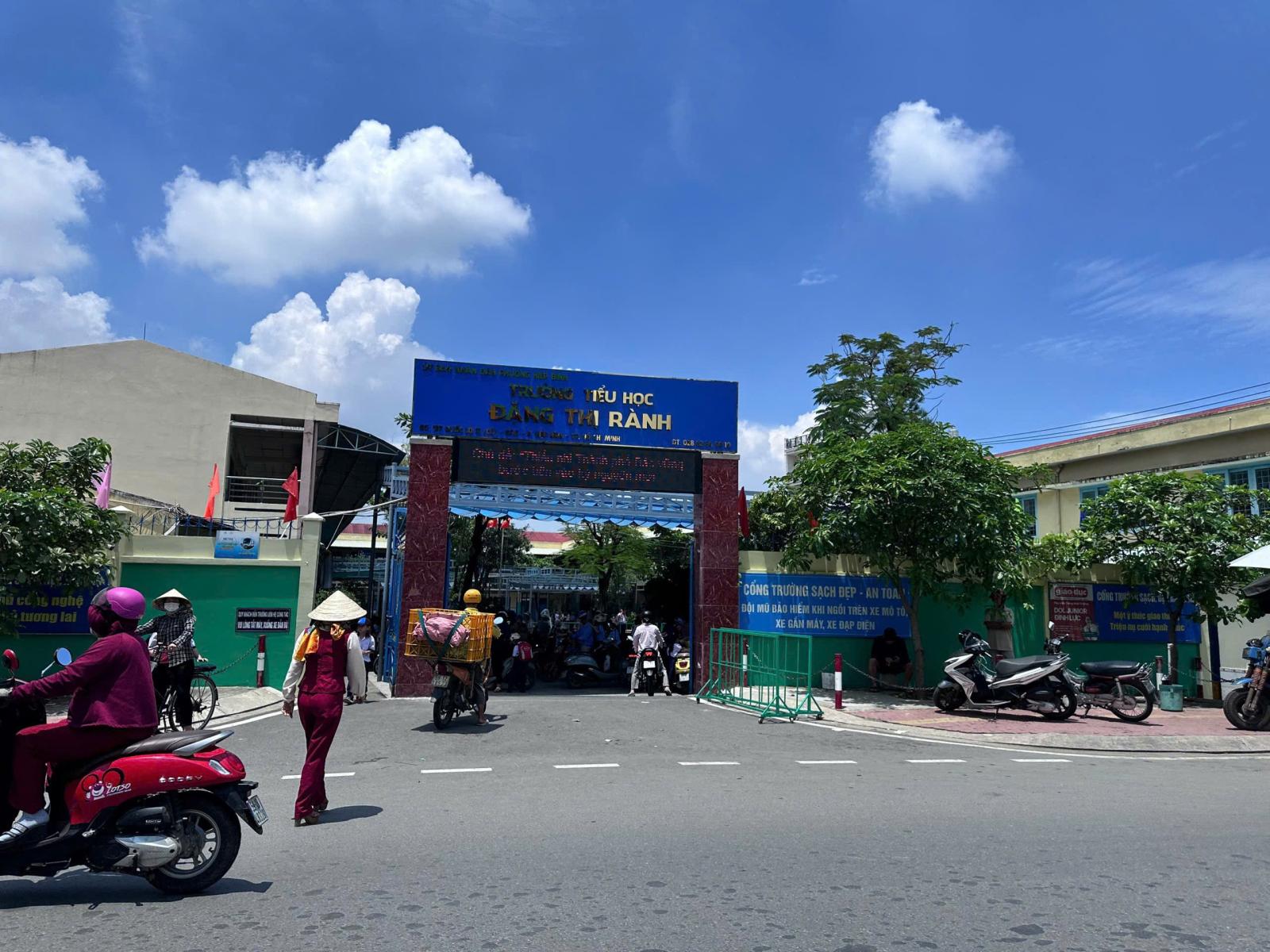 BÁN CĂN NHÀ GÓC 2 MẶT TIỀN ĐƯỜNG SỐ 11, QUÓC LỘ 13 (CŨ), HIỆP BÌNH PHƯỚC - THỦ ĐỨC 16000252