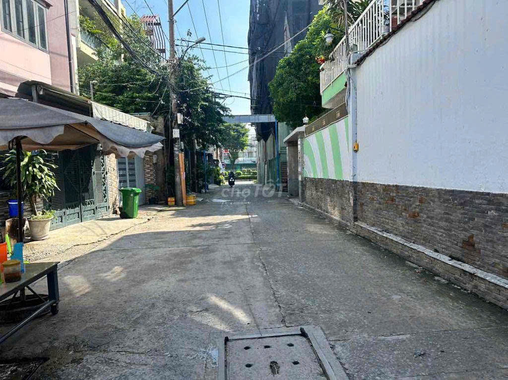 BÁN ĐẤT QUẬN 12 – LÔ GÓC 60M² (5x12) – HẺM XE HƠI – GẦN TRƯỜNG CHINH – NHỈNH 5 TỶ 16000298