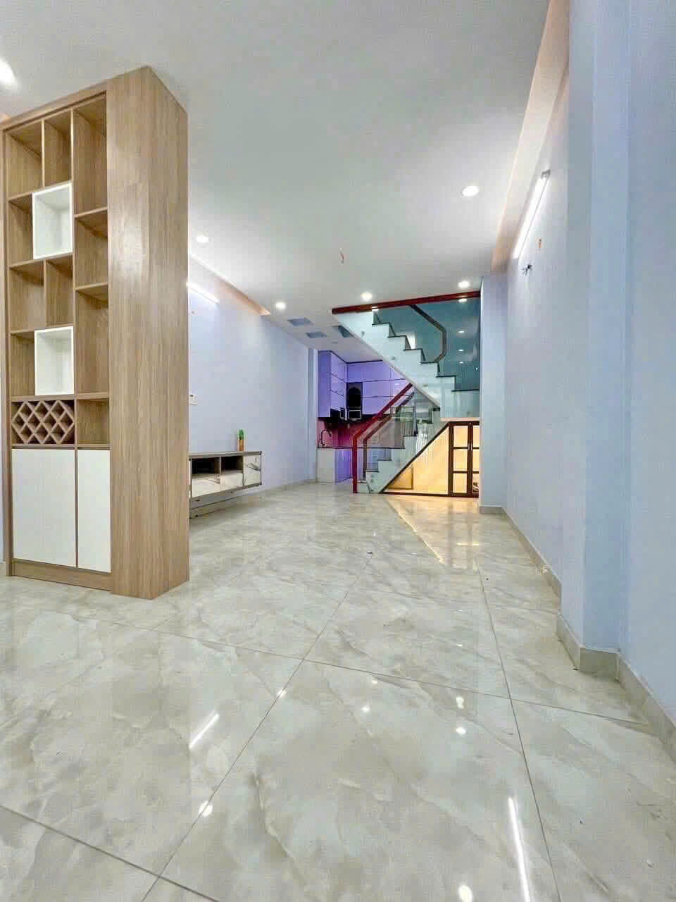 Bán nhà hẻm Xe Hơi Huỳnh Tấn Phát, Quận 7 Chỉ 5 Tỷ 8 16000335