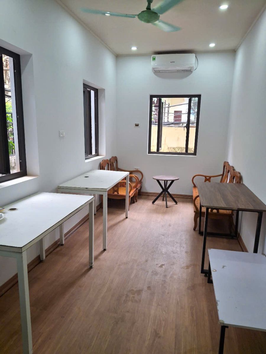 CHO THUÊ CĂN HỘ TẦNG 2 TRONG NHÀ TẬP THỂ SỐ 647 KIM MÃ, P.NGỌC KHÁNH 16000333