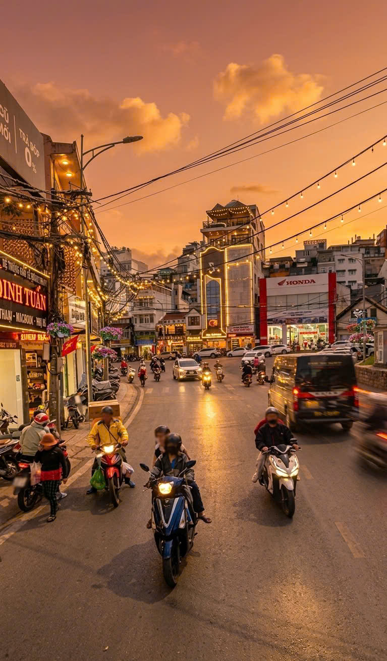 NHÀ CHÍNH CHỦ - VỊ TRÍ SIÊU ĐẸP -  MẶT TIỀN PHAN ĐÌNH PHÙNG , ĐÀ LẠT– GIÁ 28,5 Tỷ 16000344
