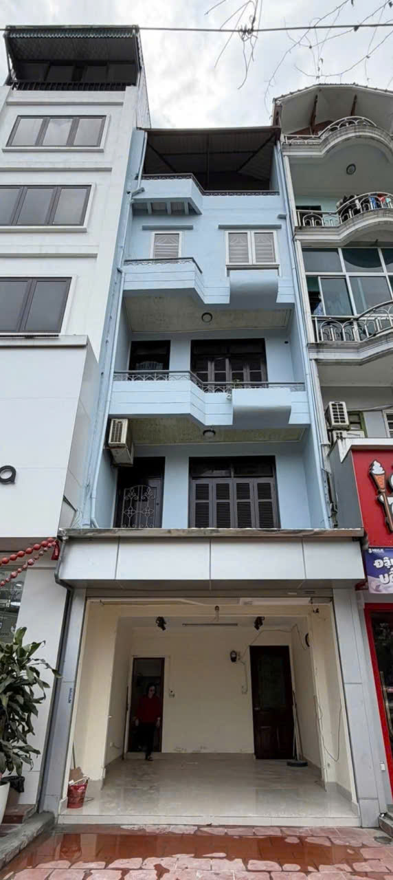 🔥NHÀ MẶT PHỐ CẦU GIẤY-ÔTÔ ĐỖ -KINH DOANH HOT- VỈA HÈ RỘNG -PHÒNG RỘNG-DÒNG TIỀN TỐT 🔥
 16000372