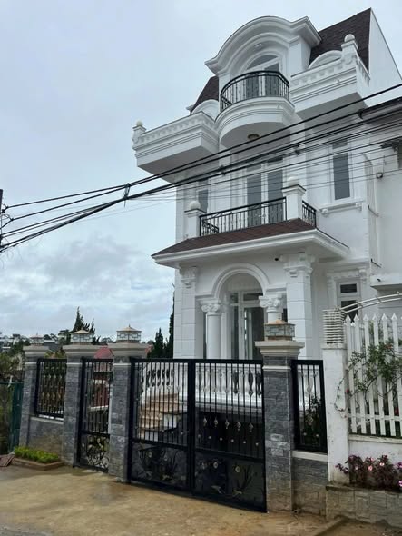 BÁN BIỆT THỰ 16000373