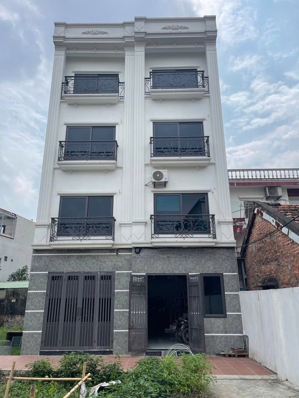 Bán nhà riêng 43m2 Tân Lập có sổ đỏ 16000397