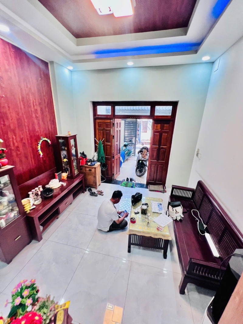 Bán nhà đường Man Thiện, Phường Tăng Nhơn Phú A, Q9, Thủ Đức, TP HCM. DT 72m2, 3 tầng, sổ hồng. Giá 16000405