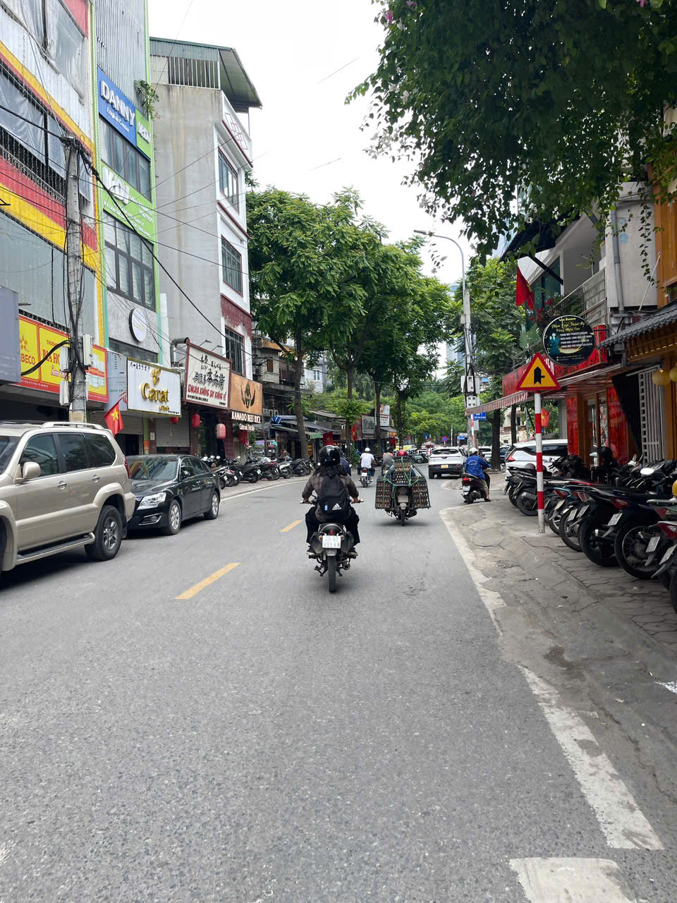 Siêu Hiếm - Lõi Ba Đình, nở hậu, 4 tầng, nội thất hiện đại, 5m ra ô tô tránh 16000410