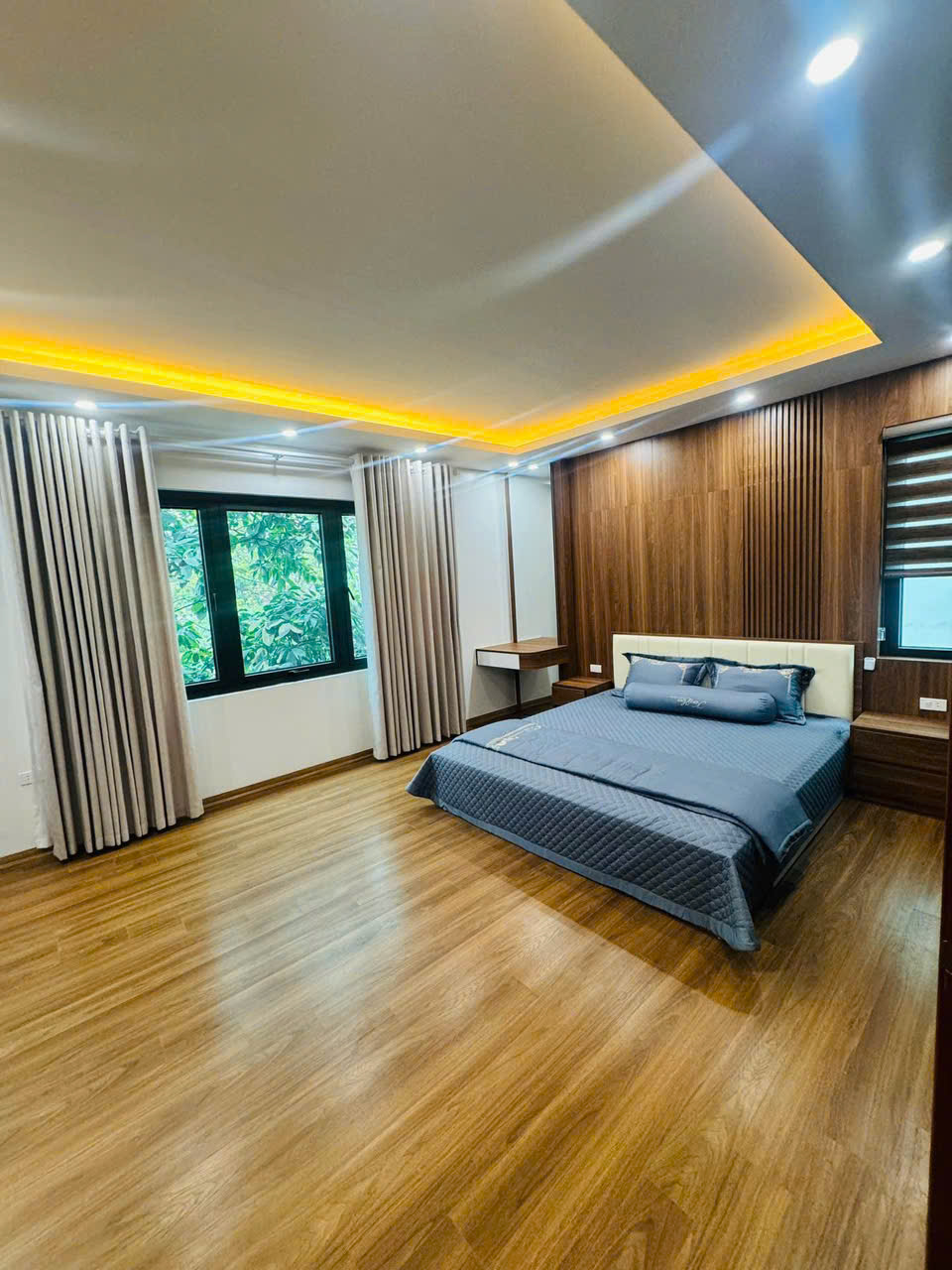 Siêu Hiếm - Lõi Ba Đình, nở hậu, 4 tầng, nội thất hiện đại, 5m ra ô tô tránh 16000410
