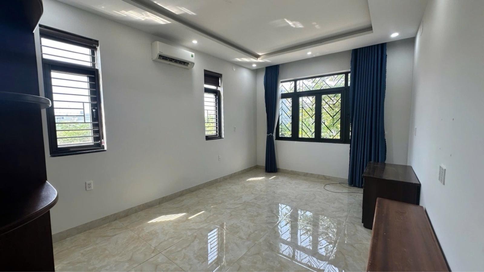 Nhà 3 tầng Thanh Lương 16 Hòa Xuân 100m2 hướng Đông Nam giá 7.75 tỷ 16000417