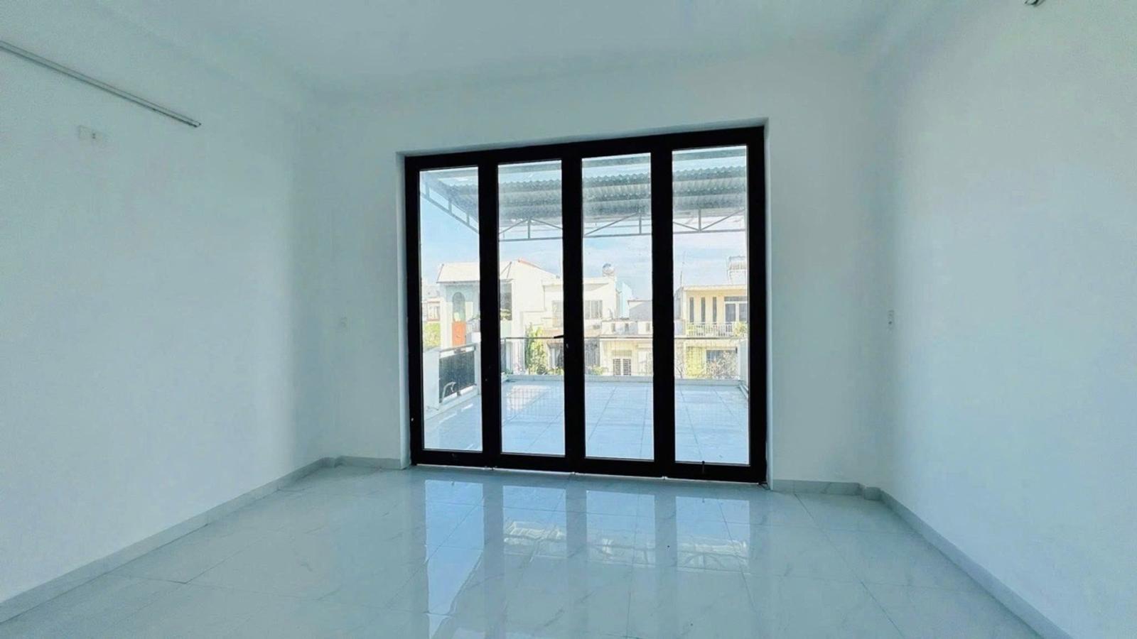 Nhà 3 tầng Thanh Lương 16 Hòa Xuân 100m2 hướng Đông Nam giá 7.75 tỷ 16000417