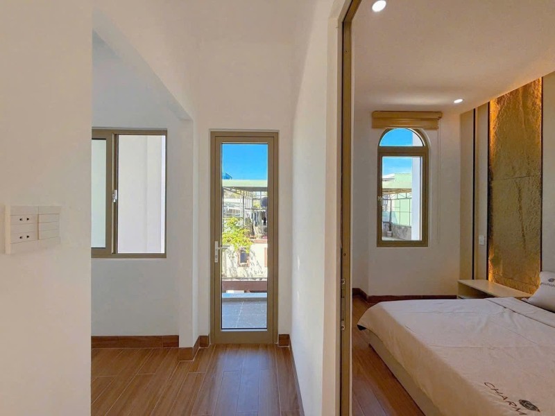 ♣ Nhà K Trần Cao Vân gần Biển, 50m2, ngang 5.8m 3 tầng đúc hiện đại 16000429