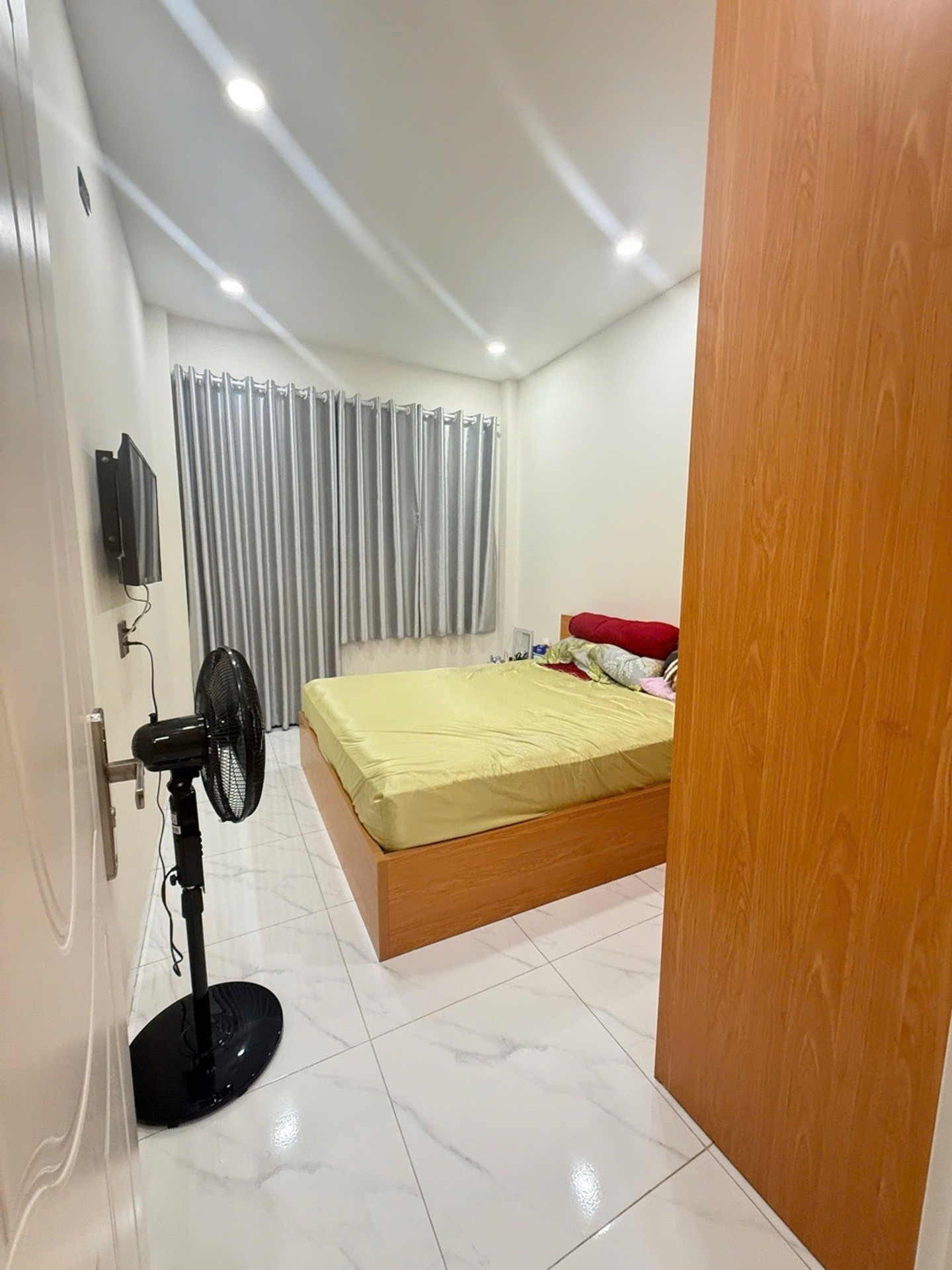 Bán nhà 2 tầng 47m2 Phú Thuận, Q7, Huỳnh Tấn Phát. Sổ hồng 4.8 tỷ. LH: 0947283834 16000448