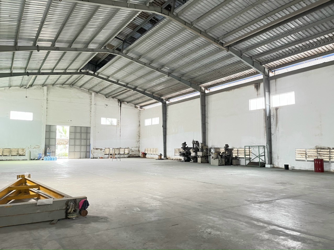 CHO THUÊ NHÀ KHO 550M² TẠI HOÀ KHÁNH – ĐƯỜNG XE CONTAINER – GIÁ CHỈ 25 TRIỆU/THÁNG  16000488