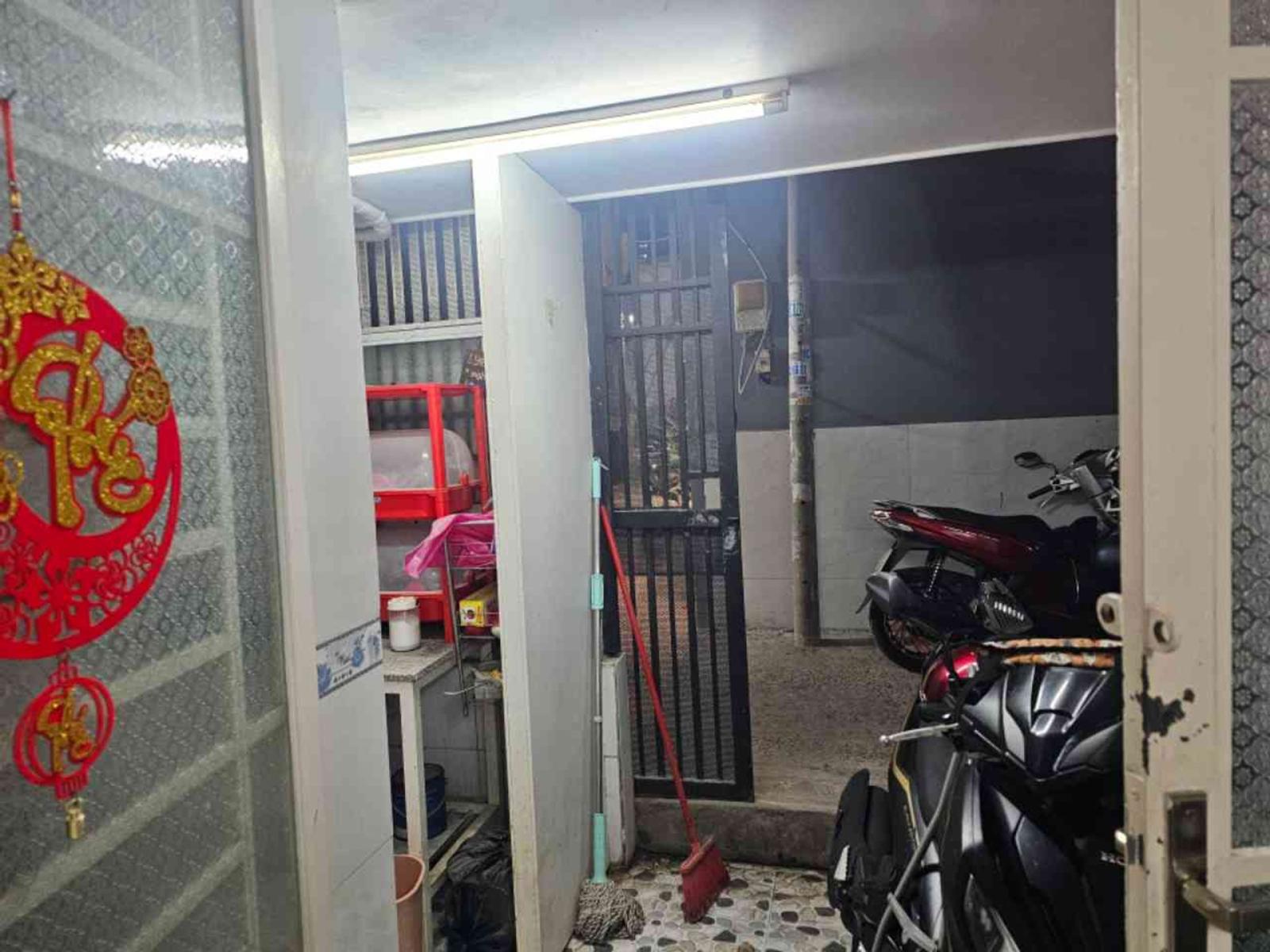 Bán nhà 35m2 Nguyễn Văn Quỳ, Q.7, 3.6 tỷ. LH: 0947283834 16000492