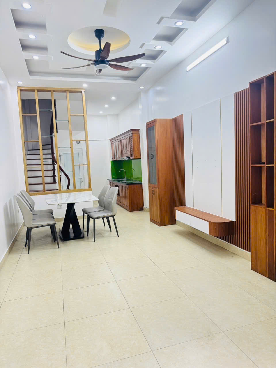 🏡 Bán nhà đẹp ngõ 68 phố Cầu Giấy - nhà mới 6 tầng - gía 11,7 tỷ 16000529