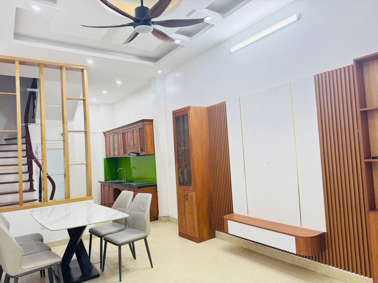 🏡 Bán nhà đẹp ngõ 68 phố Cầu Giấy - nhà mới 6 tầng - gía 11,7 tỷ 16000529