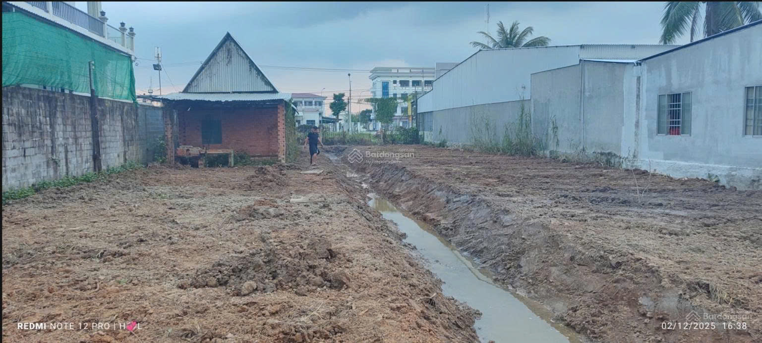 Bán lô đất thổ cư, mặt tiền đắc địa QL53, đối điện Công An Huyện Càng Long, Tỉnh Trà Vinh. 16000580