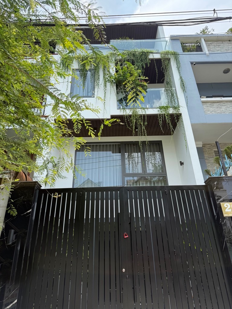 NHÀ ĐẸP  QUẬN 8, Mặt tiền 4 tầng Phạm Thế Hiển KDC Phú Lợi 5x22 Tặng Nội Thất - 0931172218 16000622