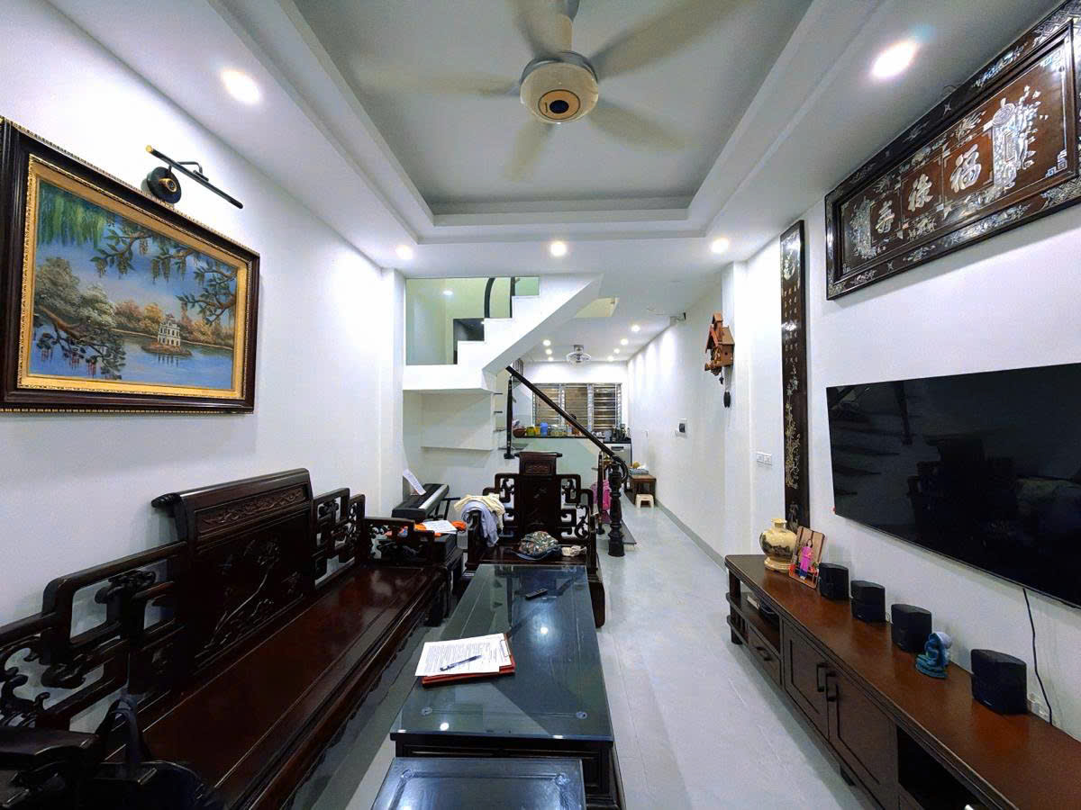 🏡 Bán nhà đẹp ngõ phố Xuân Thủy – diện tích rộng – giá hợp lý 16000625