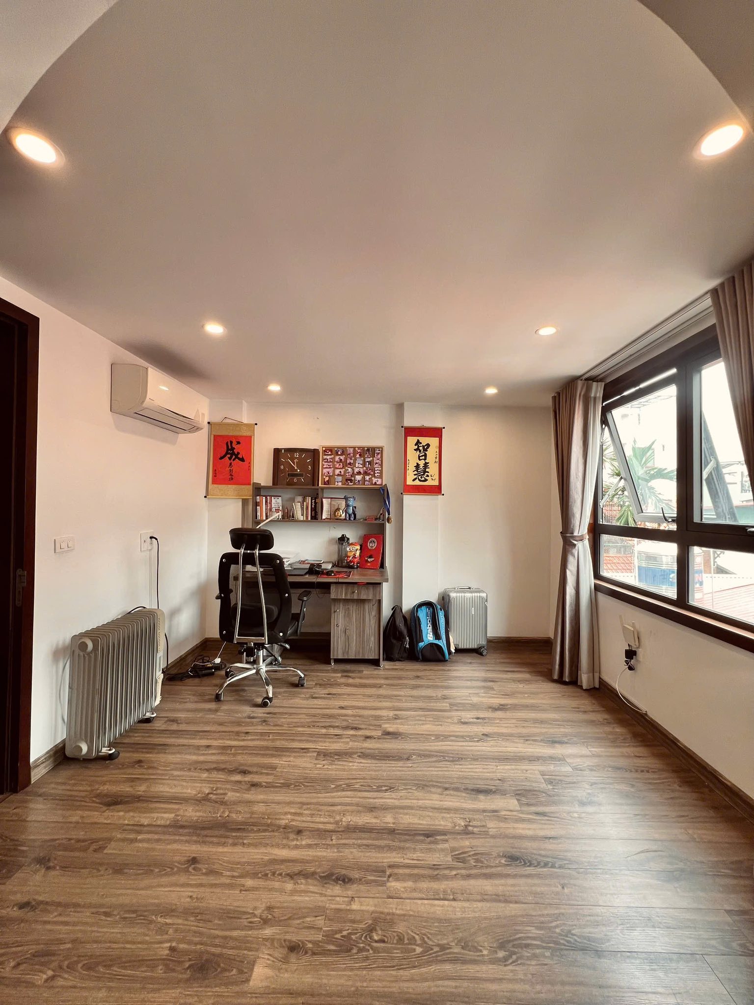 HÓT PHẠM NGỌC THẠCH - ĐỐNG ĐA - NHÀ ĐẸP LONG LANH - 1OM RA Ô TÔ 16000638