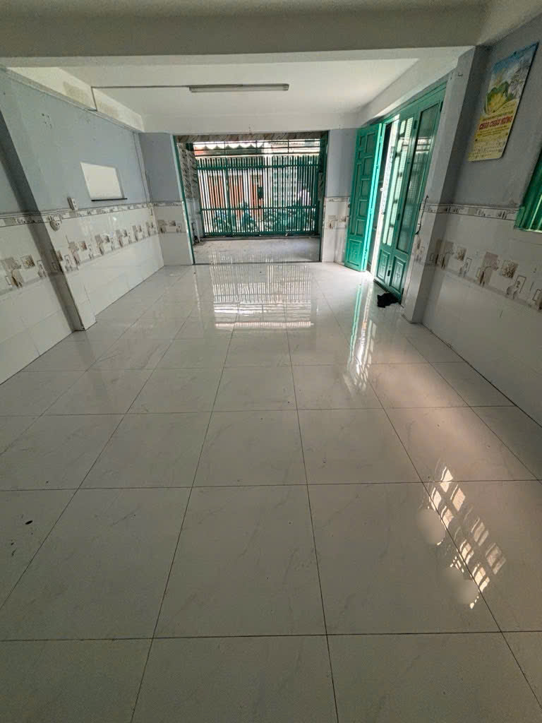 Nhà lô góc 2 mặt tiền Lê Văn Quới, Bình Tân - 3 tầng - 4.2x14m - đường 8m - 6.2 tỷ(tl) 16000641