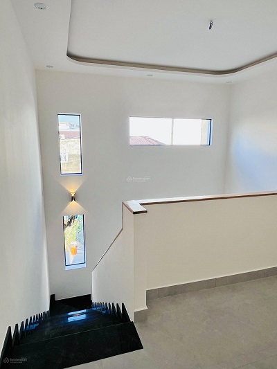 GIÁ TỐT: BÁN NHÀ MỚI 1 TRỆT 1 LẦU-70M2, 3PN -MẶT TIỀN: 5M, HẺM RỘNG 4M, SẴN SỔ NGAY NGÃ TƯ GÒ MÂY, 16000645