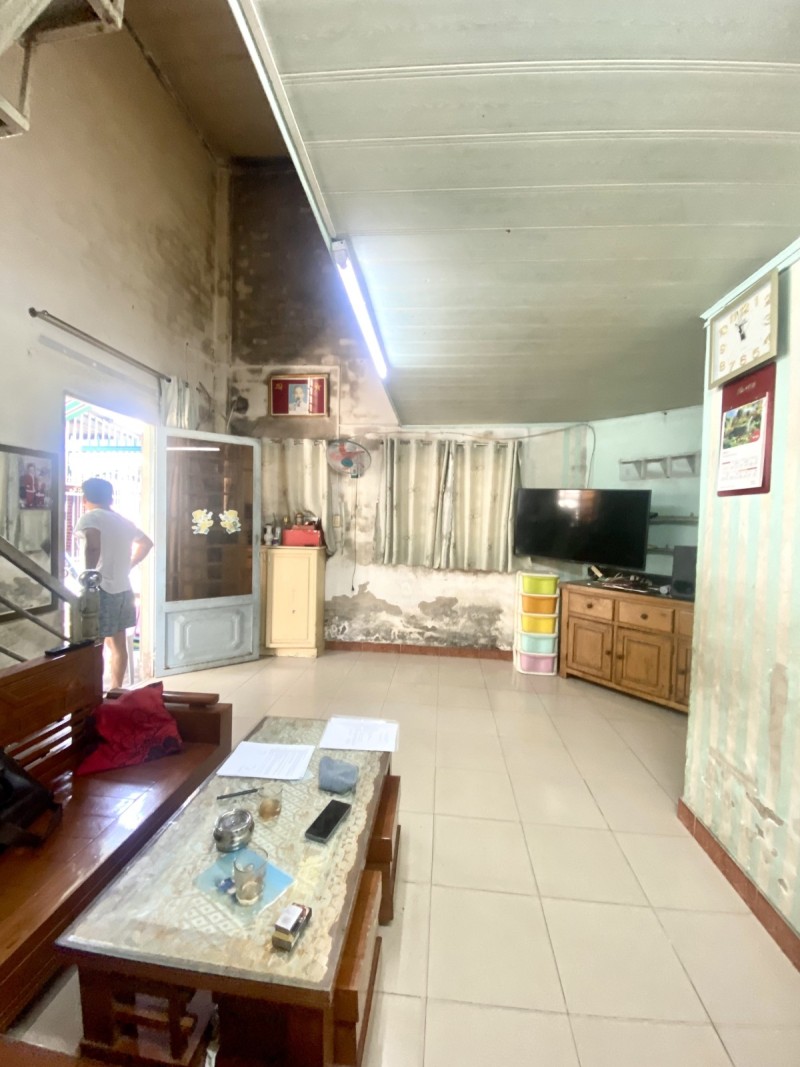 Bán nhà đường Nguyễn Thị Định, Phường Cát Lái, Q2, TP HCM. DT 105m2, cấp 4. Giá 7 tỷ. LH: 0933125879 16000660