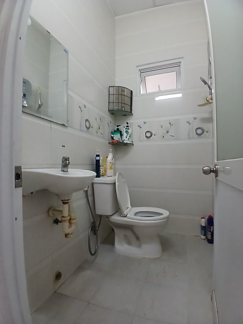 Bán nhà đường Nguyễn Thị Định, Phường Cát Lái, Q2, TP HCM. DT 105m2, cấp 4. Giá 7 tỷ. LH: 0933125879 16000660