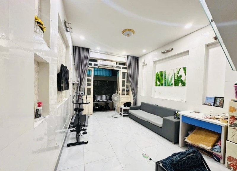 Bán nhà đường số 5, Phường Linh Tây, Thủ Đức, TP HCM. DT 51m2, 2 tầng, SH. Giá 4.93 tỷ 16000666