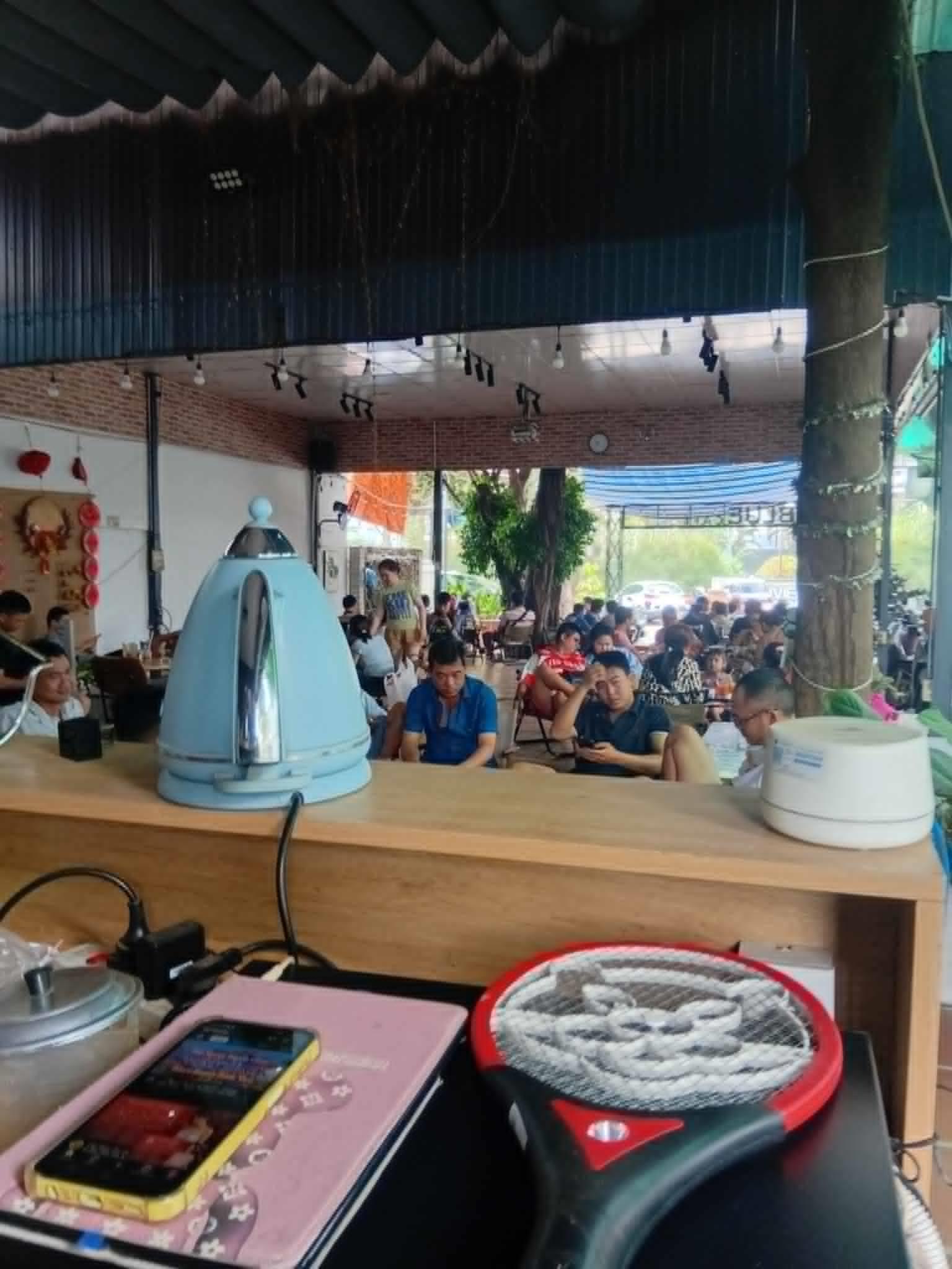 SANG QUÁN CAFE HAI MẶT TIỀN ĐỐI DIỆN CHUNG CƯ SUNVIEW 42 ĐƯỜNG CÂY KEO, HỒ CHÍ MINH 16000668