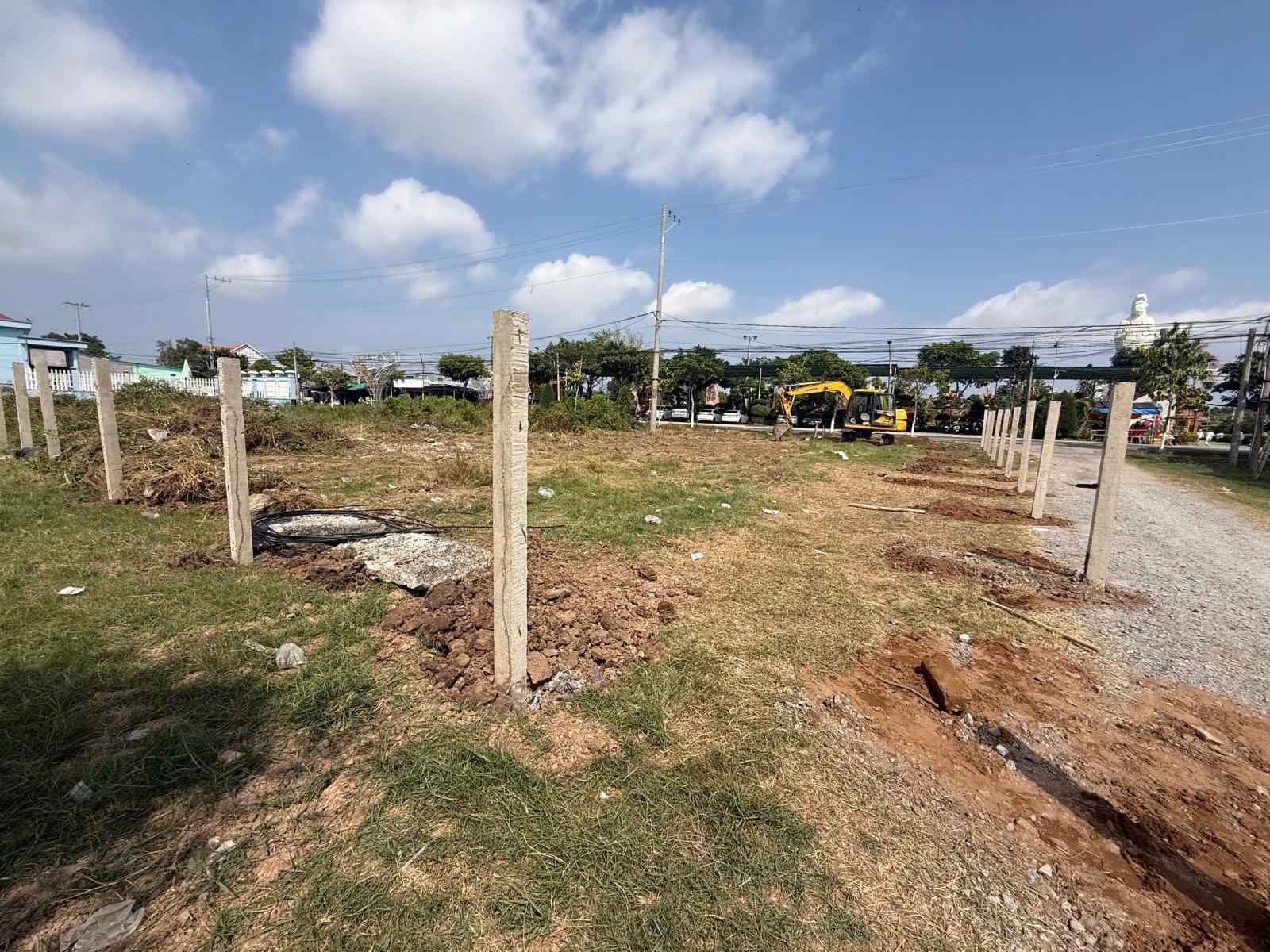 BÁN NGUYÊN LÔ ĐẤT LỚN MẶT TIỀN QUỐC LỘ 57B – TRUNG TÂM THỊ TRẤN BÌNH ĐẠI, BẾN TRE 16000692