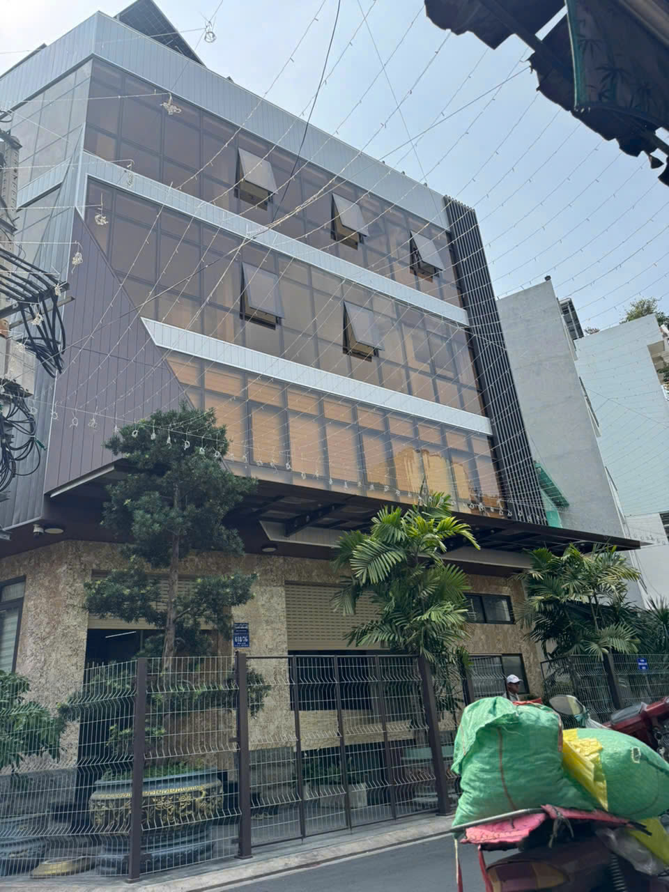 Cho thuê văn phòng 88M²  tại  Âu Cơ – Tân Bình – giá chỉ  22,22 triệu/ tháng 16000695