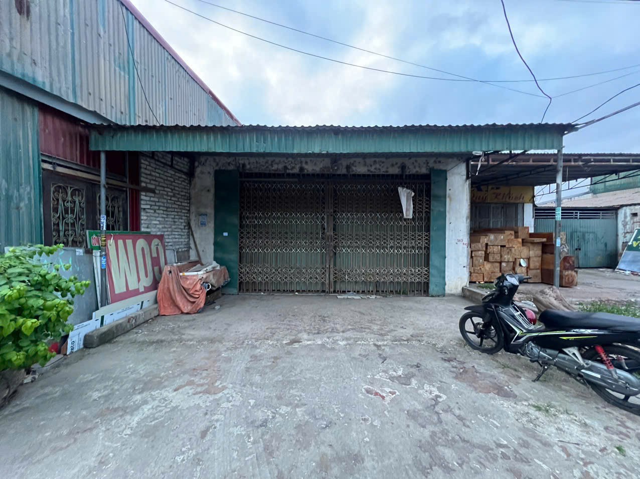 ĐẤT  ĐẸP- GIÁ TỐT BÁN NHANH LÔ ĐẤT TIỀM NĂNG ĐẦU TƯ SINH LỜI đường qlo 10, hướng giáp TP. Ninh Bình 16000703