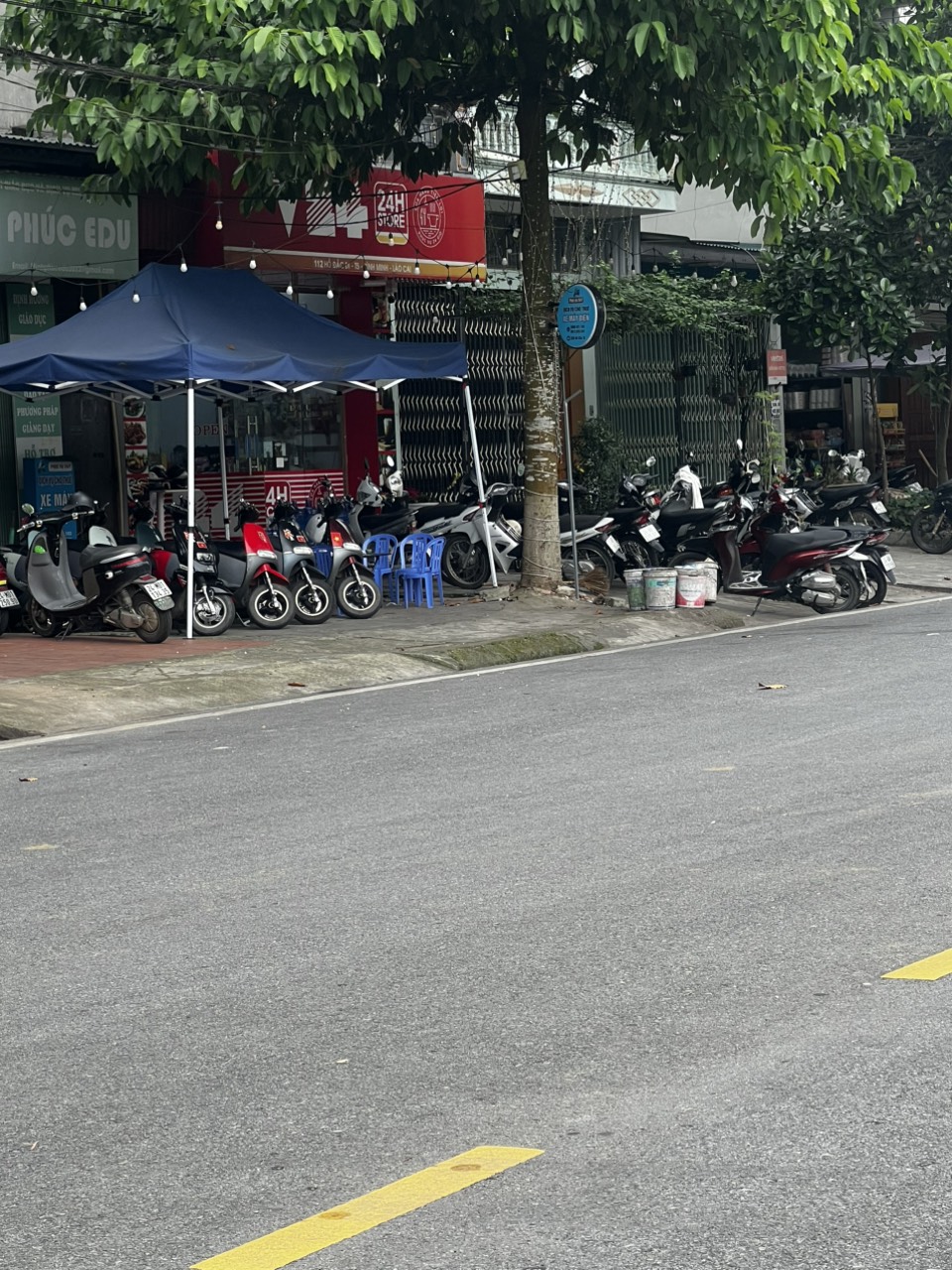 NHÀ ĐẸP – GIÁ TỐT – Bán Nhà 3 Tầng Đường Hồ Đức Ri B8  Cổng Phân Hiệu Đại Học Thái Nguyên , Lào Cai 16000711
