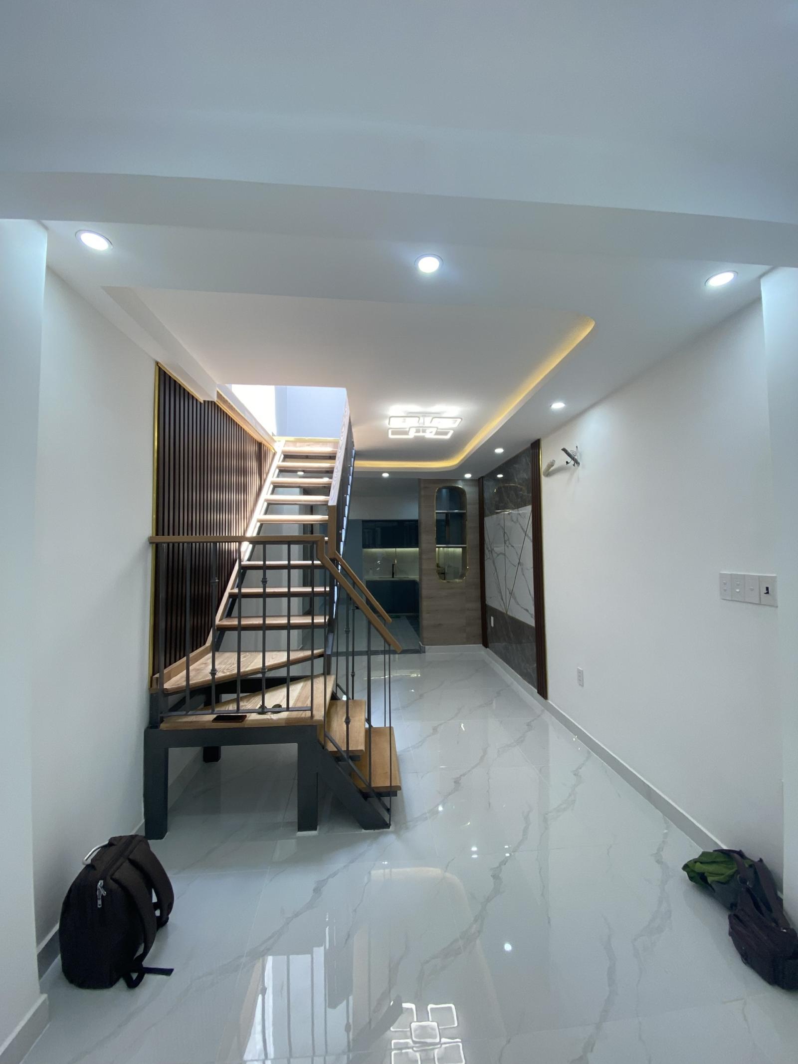 BÁN NHÀ 1 TRỆT 1 LẦU, 40.2M2, 2PN, HẺM RỘNG 4M, NGUYỄN VĂN CỪ, P.2, Q.5, HCM 16000715