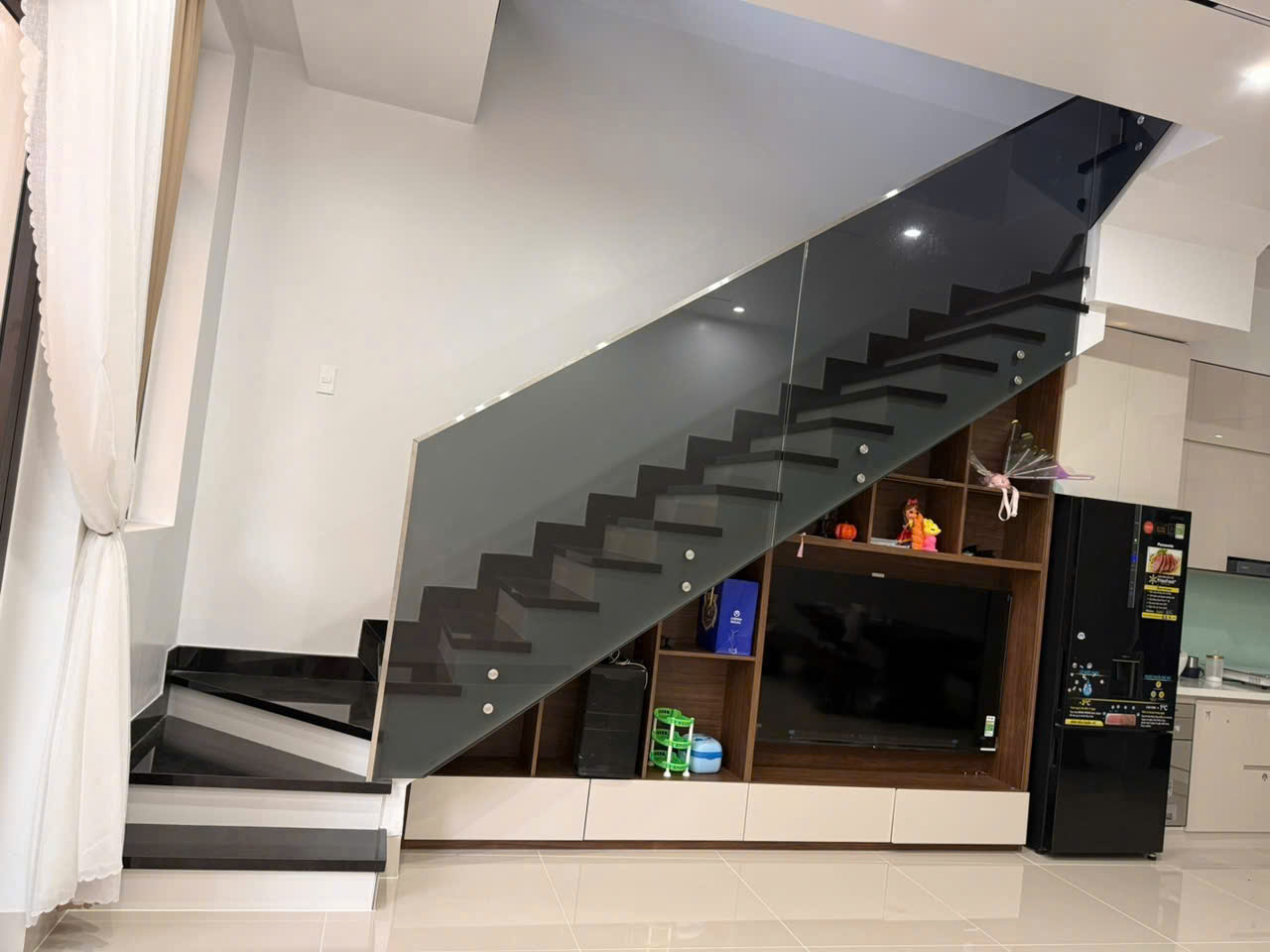 ►  NHÀ MT NGUYỄN ĐỨC THIỆU – Ở NGAY, GIÁ TỐT 16000730