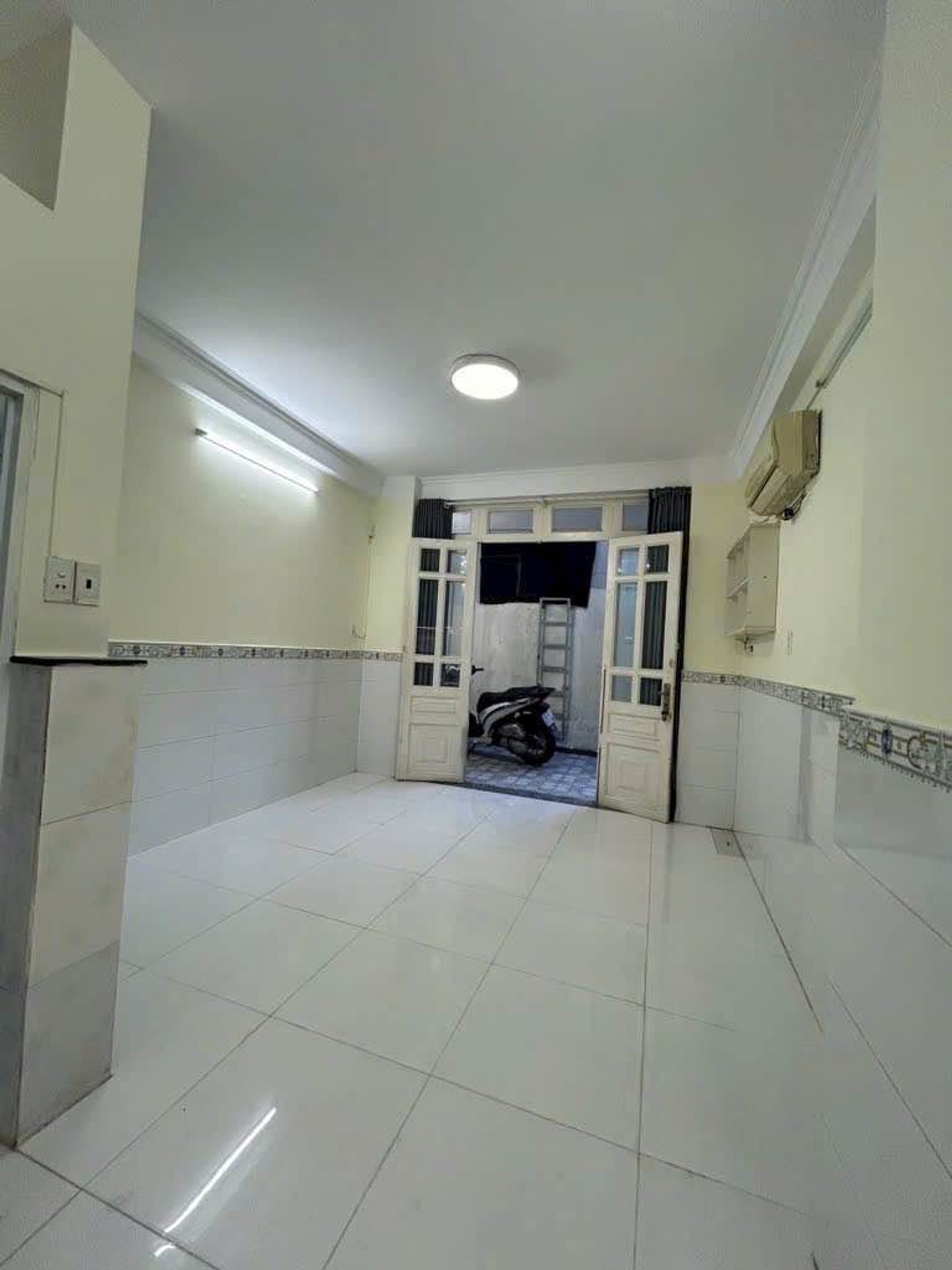 Nhà 27m2, 2 tầng, 2PN, nở hậu, sổ hồng, Q7, Tân Kiểng, Trần Xuân Soạn, 3.9 tỷ. 16000733