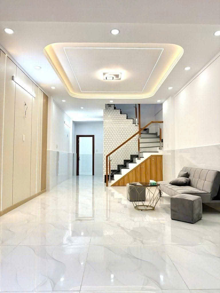 Bình Tân- Chỉ 5 T.y Nhỉnh - Hẻm 2/ - Đường Xe Hơi Thông - Nhà Đẹp - Gần Nguyễn Sơn - Giáp Tân Phú - 16000917