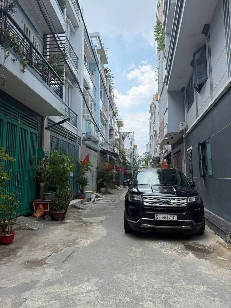Bình Tân- Chỉ 5 T.y Nhỉnh - Hẻm 2/ - Đường Xe Hơi Thông - Nhà Đẹp - Gần Nguyễn Sơn - Giáp Tân Phú - 16000917