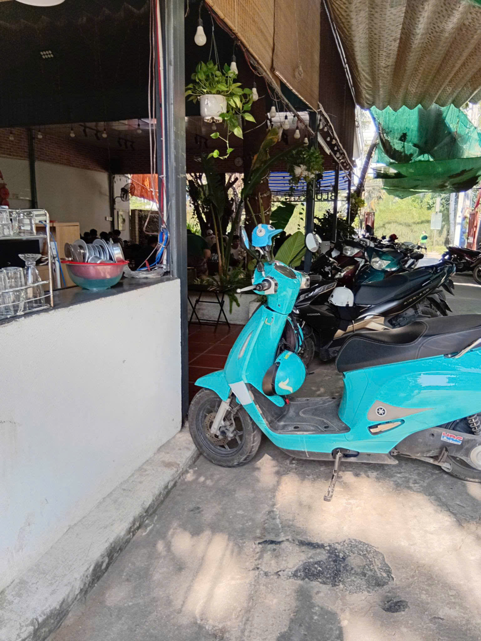 CHÍNH CHỦ CẦN SANG QUÁN CAFE HAI MẶT TIỀN ĐỐI DIỆN CHUNG CƯ SUNVIEW HỒ CHÍ MINH 16000925