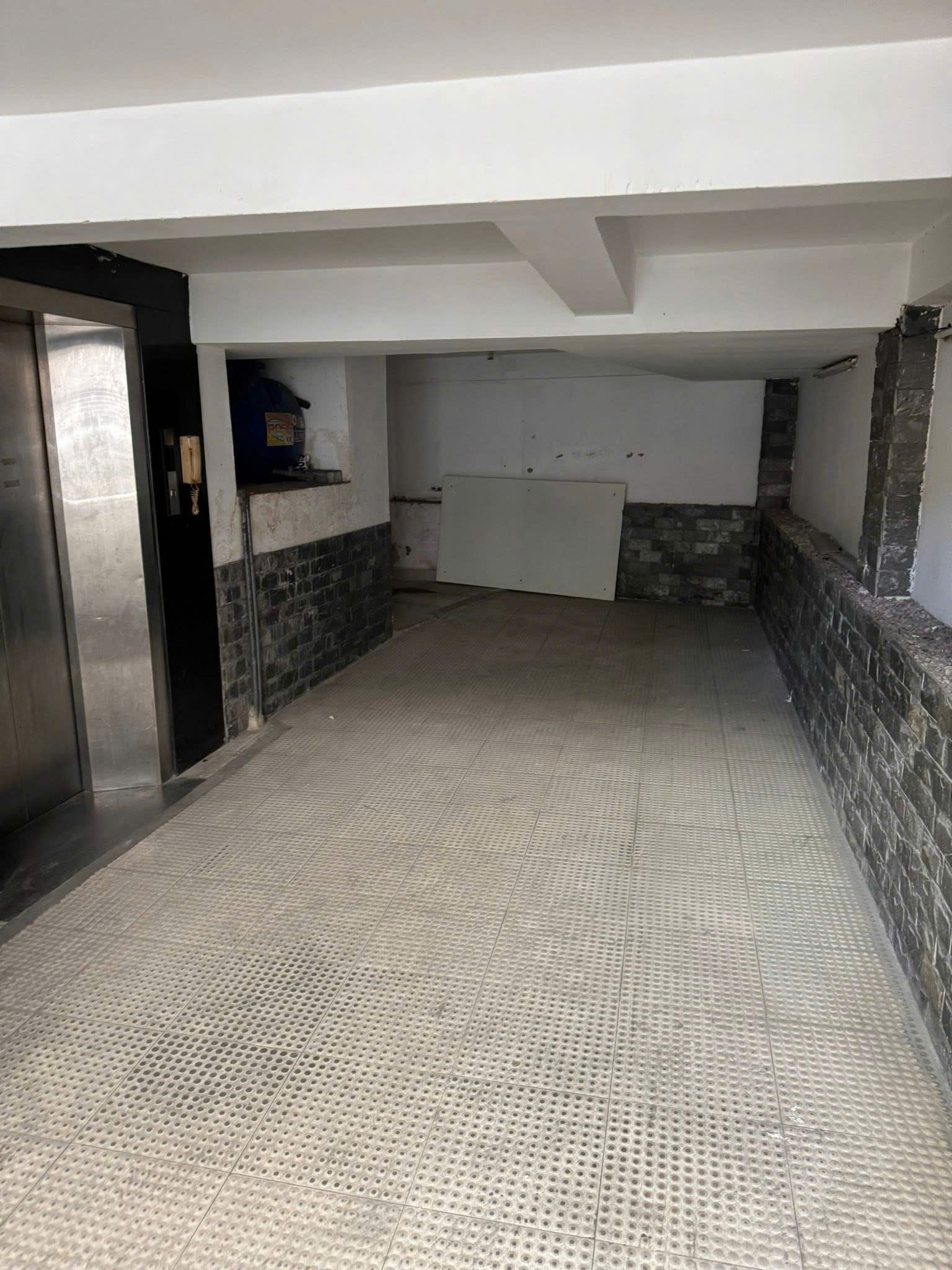 Bán nhà Hẻm 8m Tân Kỳ Tân Quý - giao Lê Trọng Tấn, 6x16m, 6 Tầng - 11PN, chỉ 13,6 tỷ. 16000943