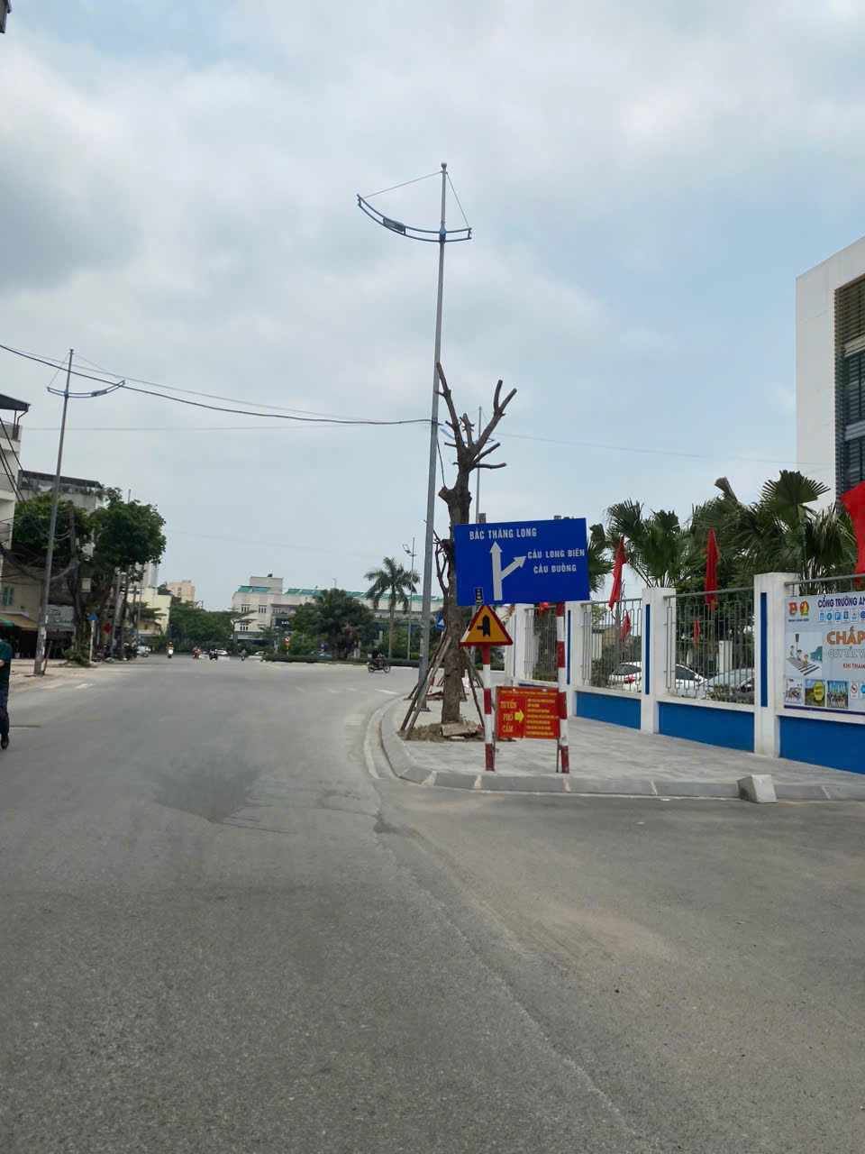 Cho thuê 1250m2 kho riêng biệt làm kho chứa hàng, giao vận, chuyển phát...tại Đức Giang, Long Biên, Hà Nội 16000956