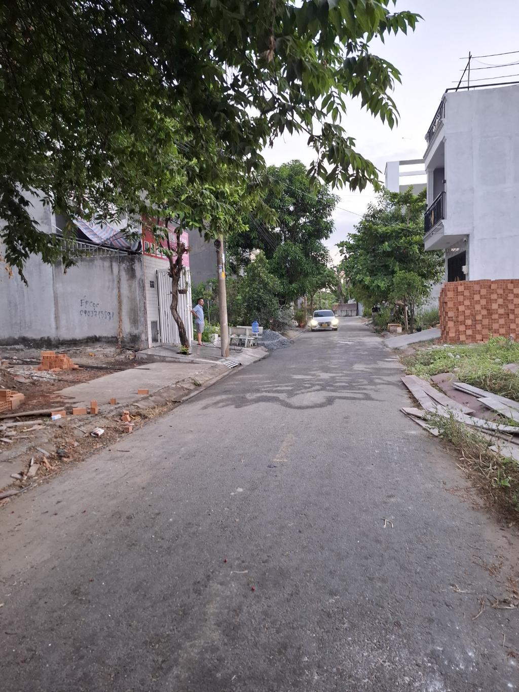 ĐẤT MẶT TIỀN ngay Lê Bôi KDC Phú Lợi chỉ 5 tỷ 1 - 0931172218 16001014