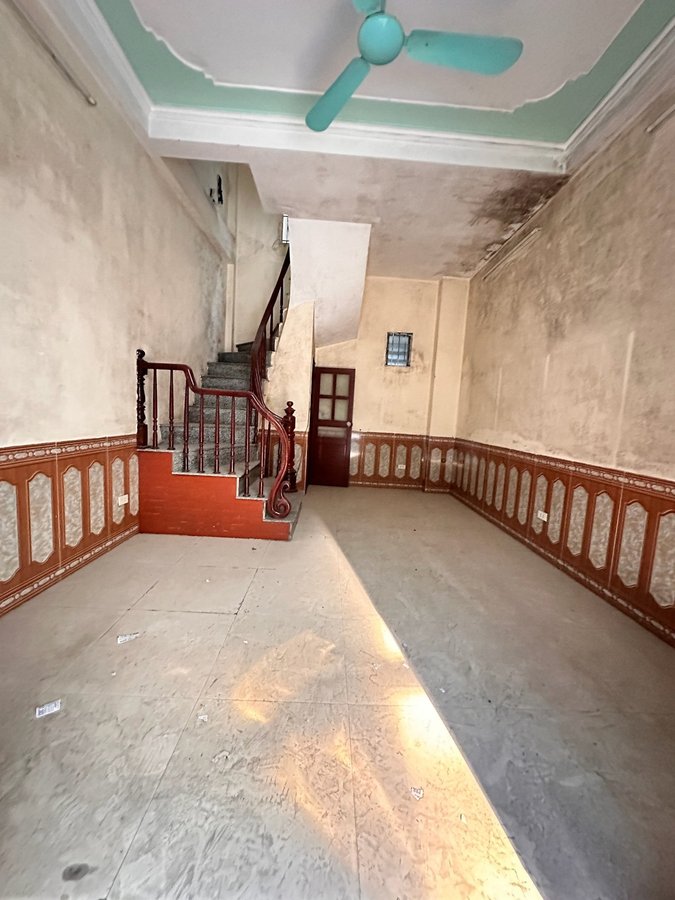 Bán Nhà Nguyễn Xiển. Thanh Xuân. Ô Tô. DT 30m2. MT 3.9m. 6 Tầng. Giá 8.2 Tỷ. 16001085