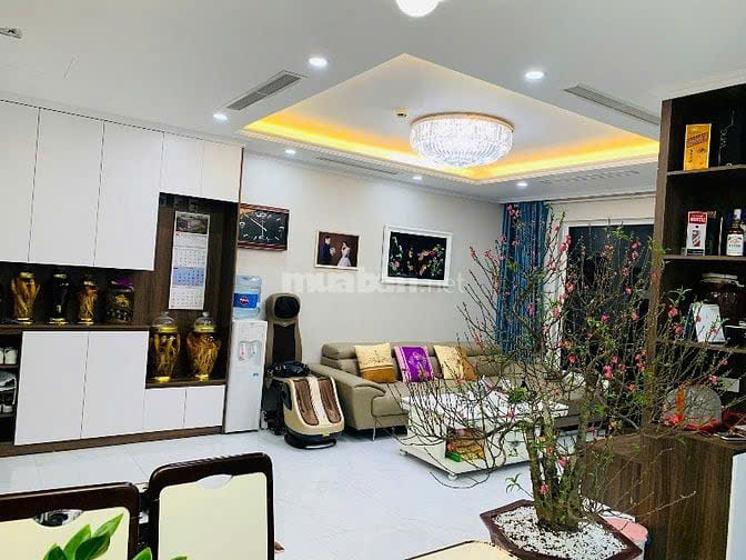 Chính chủ cho thuê căn hộ 3 ngủ,căn góc,view thoáng cc Vietduc Complex 187 Nguyễn Tuân 16001102