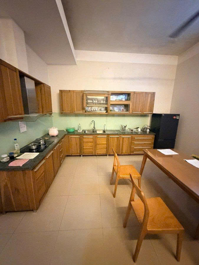 TÔI NGHĨ NHIỀU KHÁCH SẼ CHÊ CĂN NÀY. 16001125