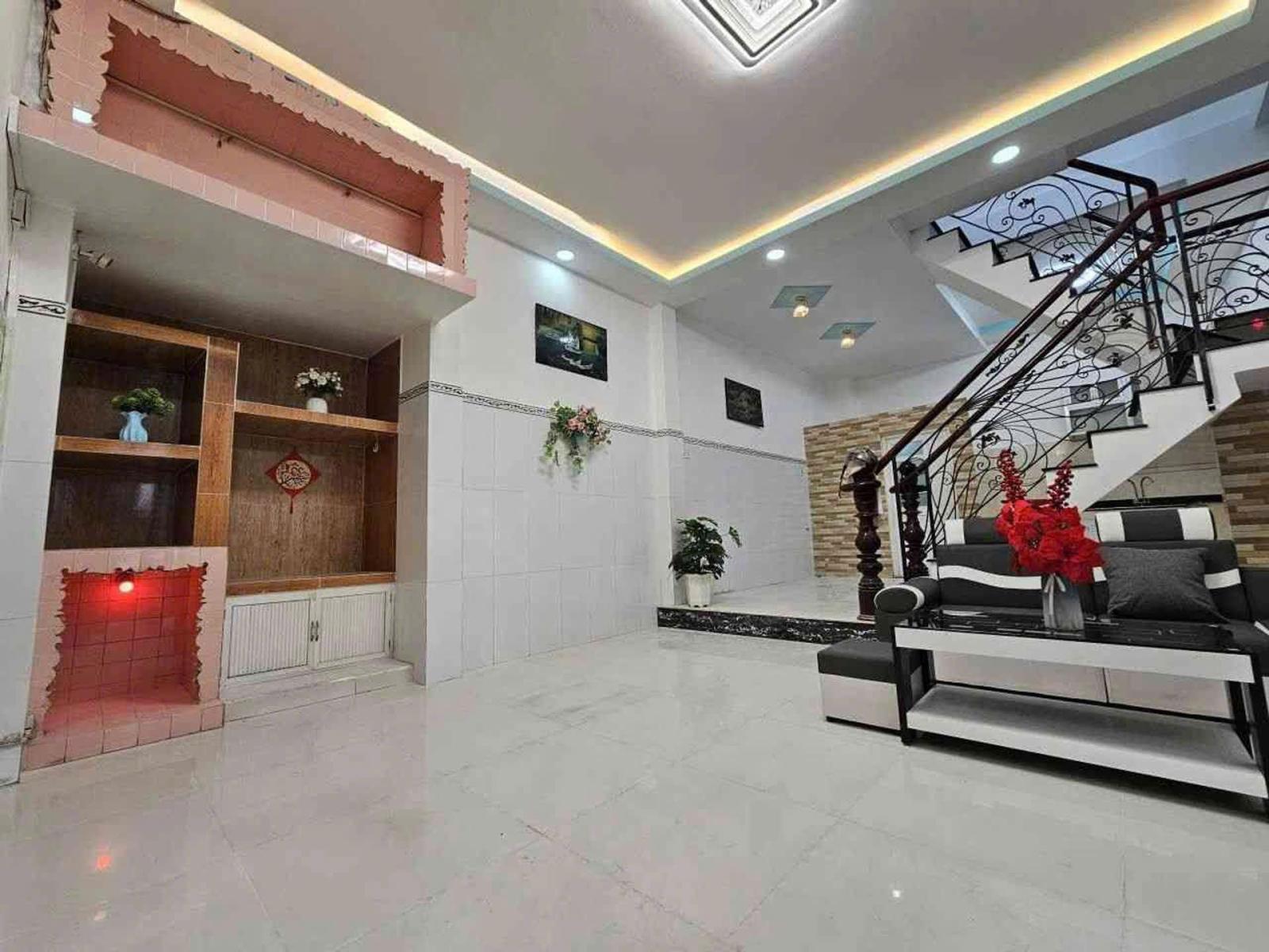 BÁN NHÀ QUẬN 8 - NGANG KHỦNG 9M - 5.49 TỶ- CÁCH MT 20M 16001149