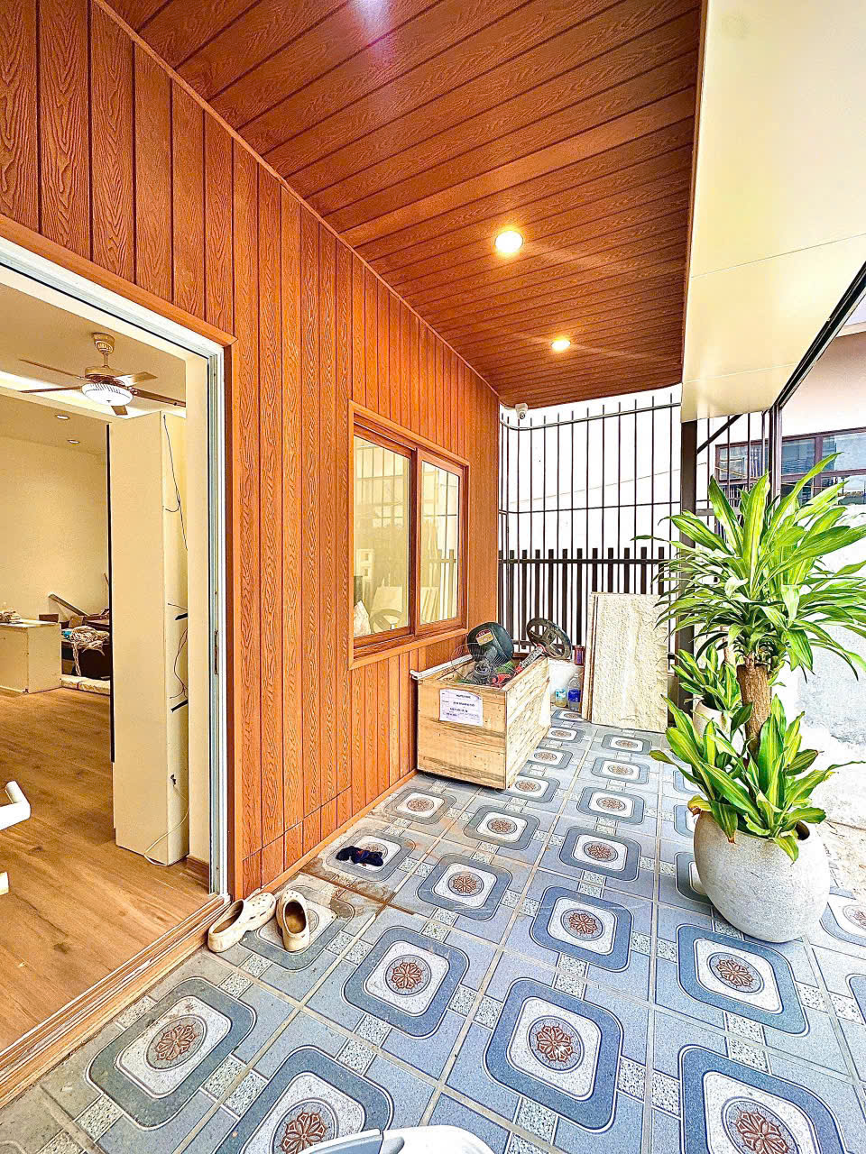 NHÀ VƯỜN KĐT ĐẠI MỖ - 130M 4 TẦNG THANG MÁY KINH DOANH VP  SPA TRUNG TÂM... QUÁ ĐẸP - CHƯA ĐẾN 16001153