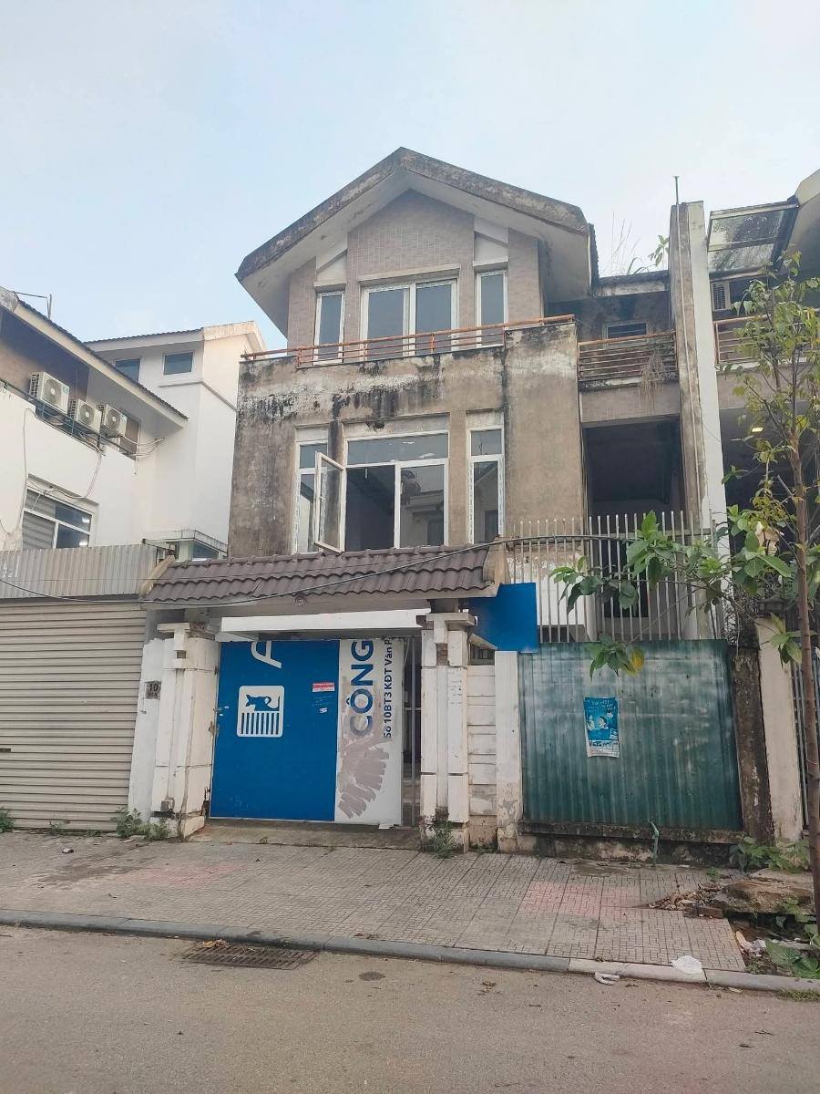 Biệt thự xây thô 4 tầng ĐTM Văn Phú, DT 200m2, MT 10m, 48.5 tỷ Hà Đông 16001176